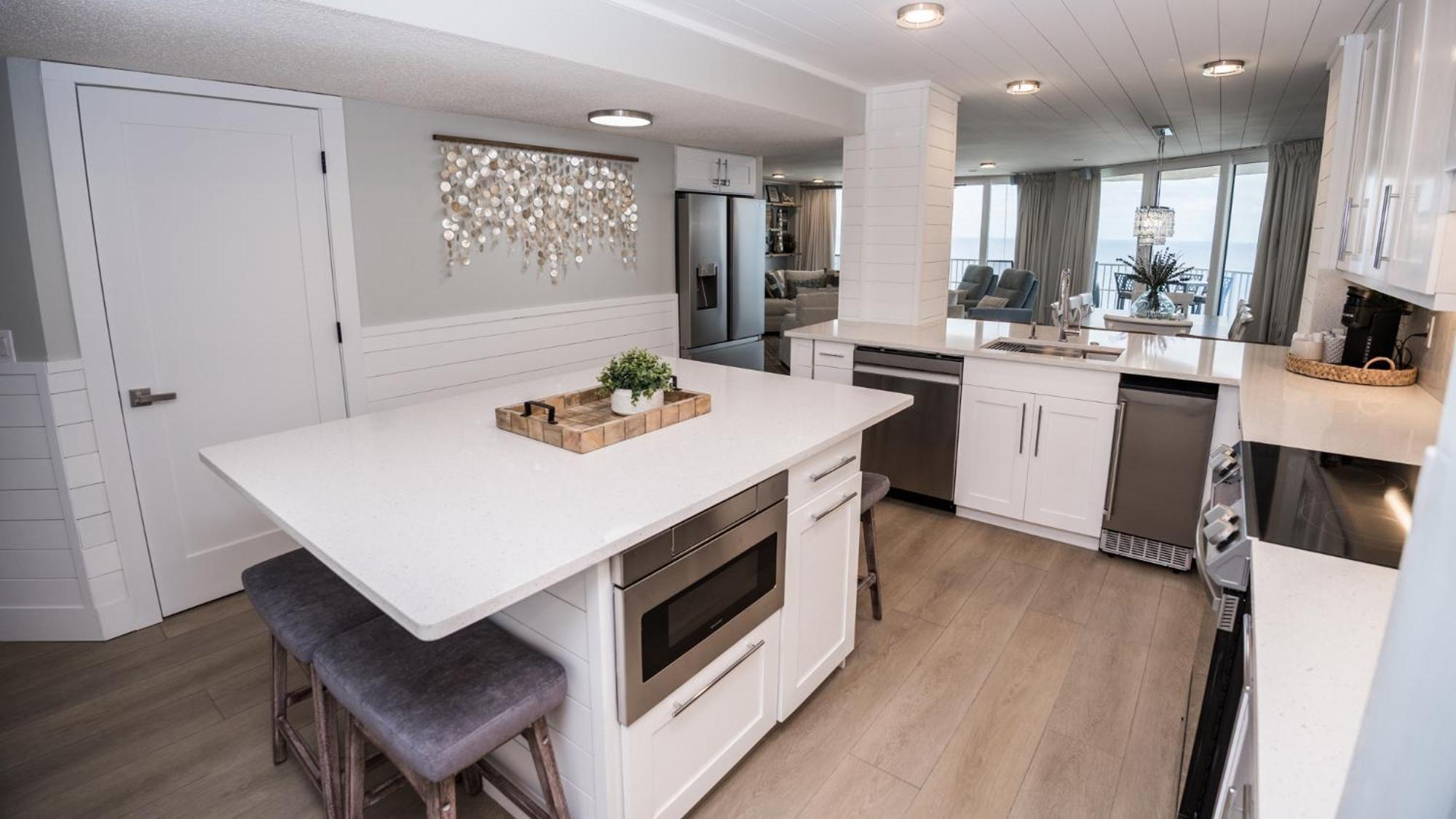 New Rental - 3Br 3Ba Corner Beachfront - 2024 Remodel - 3 Pools, Tiki Hut, Gym, Tennis 파나마 시티 외부 사진